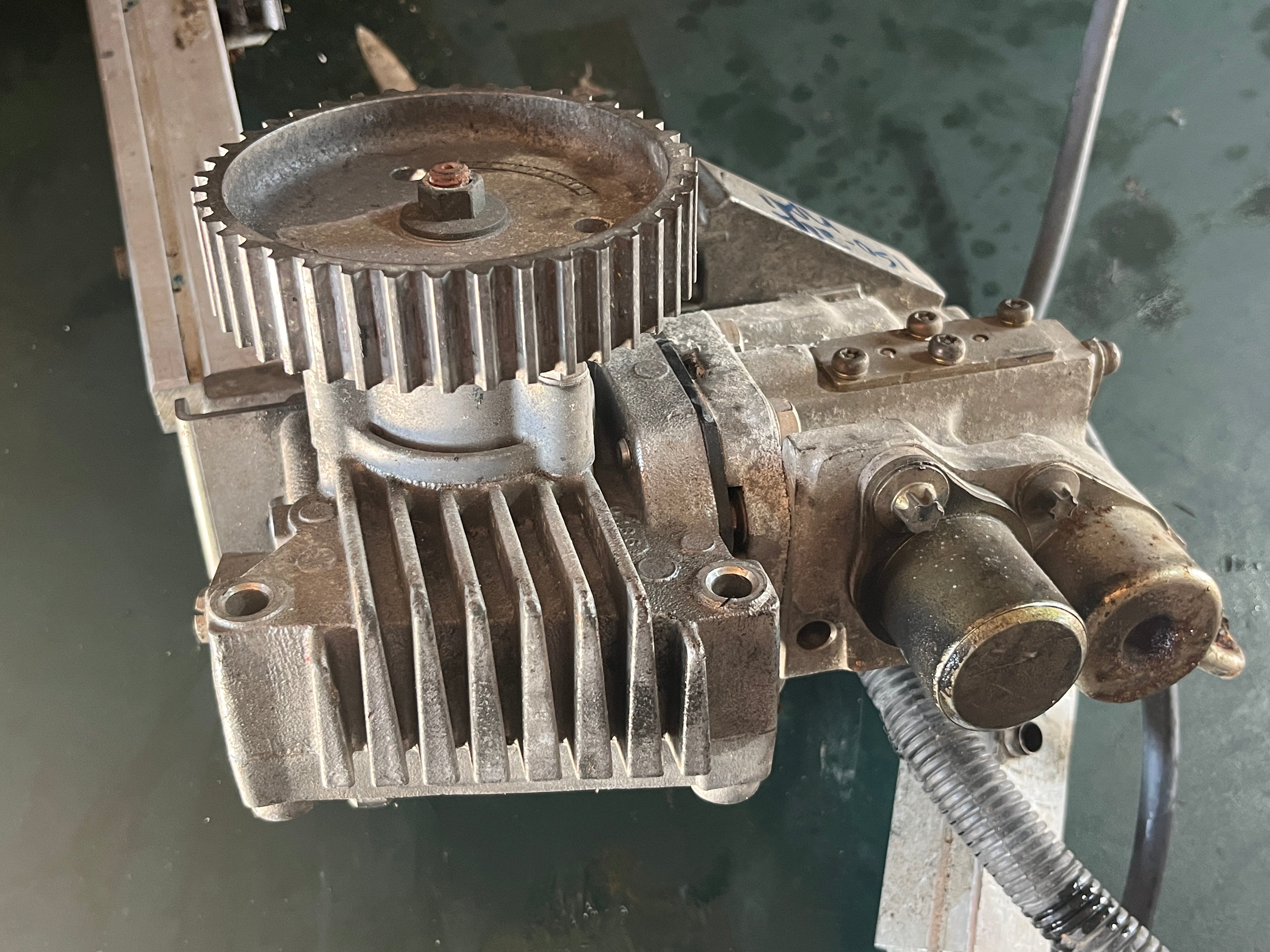 200 175 150 hp Yamaha HPDI High Pressure Fuel Pump 68F121700000 CAM Marine Parts Galore