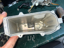 Load image into Gallery viewer, f 250 hp Yamaha VST FLOAT CHAMBER ASSY 6P2-14180-01-00 6P2-14180-00-00  FUEL PUMP 6P2-13907-00-00 PRESSURE REGULATOR 6P2-13906-00-00 four stroke 2005-06
