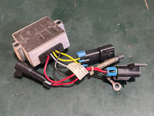 Lade das Bild in den Galerie-Viewer, 60 50 40 hp Mercury 8M0050718 VOLTAGE REGULATOR 5-wire, 8m0060361 fuse harness connector Four Stroke EFI oem
