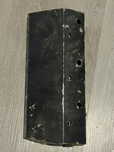 Lade das Bild in den Galerie-Viewer, 85 90 hp Force carb INTAKE COVER air silencer ATTENUATOR F695861 two stroke CLEANED
