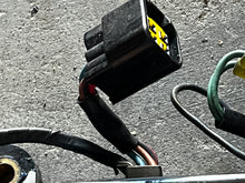 Load image into Gallery viewer, 150 175 200 Yamaha CDI CONTROL UNIT CU7682 64E-85540-01-00 Two Stroke CARBURETED 1997-2000
