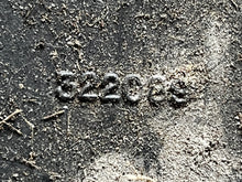 Cargar imagen en el visor de la galería, 55 hp Johnson Evinrude AIR SILENCER intake airbox 322089 322088 038766 320678 0388140 two stroke 1976-1984 Some 40 50 60 hp compatibility
