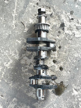 Lade das Bild in den Galerie-Viewer, 40 30 hp Mercury EFI CRANKSHAFT long 858507T04 four stroke 3 cylinder 2005
