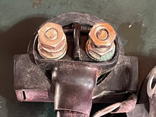Lade das Bild in den Galerie-Viewer, Hitachi A104-124 A104-125 DT 50 - 140 hp Suzuki Tilt &amp; Trim Relay Solenoids 38410-94540 up &amp; down OEM Two Stroke works for other makes &amp; models 804282T 38410-95540 38410-94510
