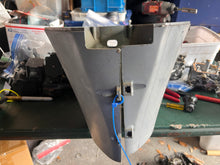 Cargar imagen en el visor de la galería, held for customer f 50 hp Yamaha APRON bottom cowling l 62Y-42741-00-4D Four Stroke 1995-2005
