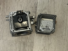 Cargar imagen en el visor de la galería, 90 75 hp Yamaha CARBURETOR 1 top 6H1-14301-07-00 TWO STROKE 1992-2003
