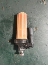 Load image into Gallery viewer, f 115 hp Yamaha FUEL FILTER 68V-24560-01-00 four stroke 2002-2005 some compatibility 50 60 75 90 hp
