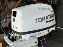 Cargar imagen en el visor de la galería, MFS 5 hp Tohatsu propane powered outboard motor with 30” lower unit Four Stroke MFSSCLPG
