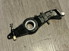 Load image into Gallery viewer, 100 115 125 hp Mercury THROTTLE LEVER spark 44333 44332-c two stroke 1988-1993
