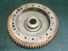 Lade das Bild in den Galerie-Viewer, 70 75 hp Johnson Evinrude 0581994 0581995 0583222 581111 Flywheel two stroke 3 cylinder 1978 OEM 0581545 0582166 0582451 0582640 0582899 0583222
