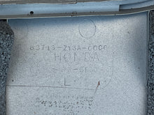 Load image into Gallery viewer, BF 150 135 hp Honda LOWER ENGINE COVERS side lower R 63711-ZY6-010ZB L 63716-ZY6-010ZB four stroke 2007-
