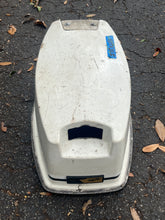 Load image into Gallery viewer, 35 hp Johnson 437365 engine MOTOR COVER ASSY two stroke Pull-Start 0437365 20 25 28 30 hp 1983
