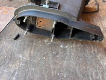 Load image into Gallery viewer, 90 hp Mercury MIDSECTION DRIVESHAFT HOUSING 8974A11 SWIVEL 1499-8710A4 8710A17 8710A20 8M0102865 STEERING ARM PIN 12079A3 12079A9 EXHAUST PLATE 42954A1 42966T LINK ROD 873491 two stroke 3 cylinder 1988
