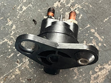 Load image into Gallery viewer, 30 25 15 hp Evinrude E-tec STARTER SOLENOID 0587020 two stroke 2017 AA AB AF
