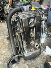 Cargar imagen en el visor de la galería, df 140 hp Suzuki powerhead
