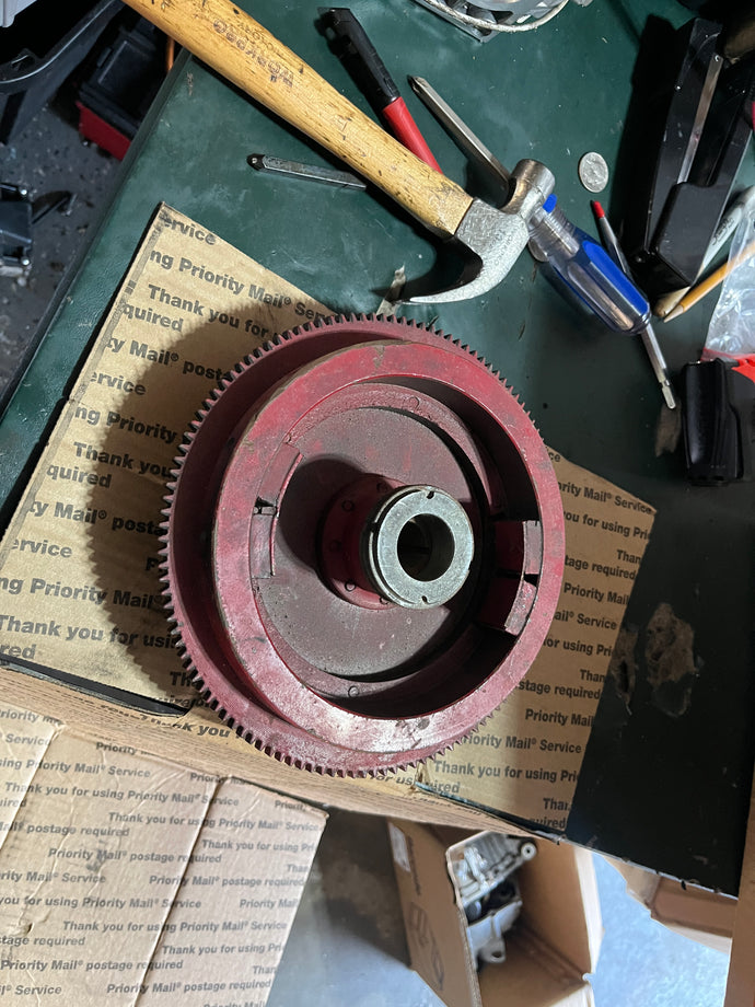 20 hp Mercury 244-5358A2 FLYWHEEL electric start 5358A2 Two Stroke 2 cyl 43-47446 1975-77