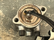 Lade das Bild in den Galerie-Viewer, 30 25 15 hp Evinrude E-tec FUEL INJECTOR 5010220 5004428 353748 two stroke 2017 AA AB AF
