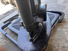 Cargar imagen en el visor de la galería, MFS 50 40 hp Tohatsu midsection DRIVE SHAFT HOUSING long 3KYQ610301 STEERING SHAFT 3KYQ620101 SWIVEL 3KYQ772081 ENGINE BASE 3KYQ013000 four stroke 2013-2025 some 60 hp

