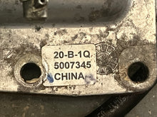 Load image into Gallery viewer, 30 25 15 hp Evinrude E-tec THROTTLE BODY 5007345 TPS 5006484 CRANKSHAFT SENSOR 0587014 two stroke 2017 compatible 2010-up AA AB AF
