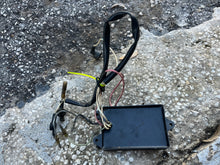 Lade das Bild in den Galerie-Viewer, 150 175 200 hp Mercury CONTROLLER Detonation Module Knock Sensor 826800A7 two stroke EFI

