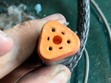 Load image into Gallery viewer, Evinrude e-Tec 586807 POWER TRIM CABLE &amp; RELAY two stroke
