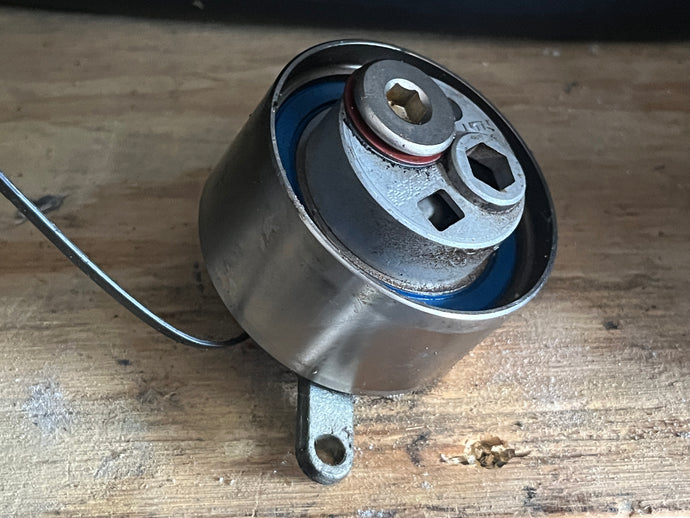 f 150 hp Yamaha VALVE TENSIONER 63P-11590-01-00 four stroke 2006-2014 some compatibility 200 225 hp