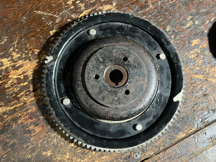 70 60 50 hp Tohatsu Nissan FLYWHEEL CUP 353062911 two stroke 1986-2002