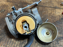 Lade das Bild in den Galerie-Viewer, sold ebay aug2024——90 hp Force Tillotson WB 131a 132a Carburetor Set 828307 828308 two stroke outboard 1996-1997
