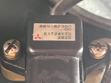 Load image into Gallery viewer, f 225 Yamaha 69J-14960-00-00 BODY ASSY throttle 68V-82380-00-00 PRESSURE SENSOR intake oem FOUR STROKE 200 225 hp
