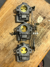 Load image into Gallery viewer, 70 hp Johnson Evinrude 313355 d2 d1 CARBURETOR w linkages, choke solenoid &amp; plunger TWO STROKE oem 0393546 0393547 CARBURETOR with linkages two stroke 1978-88
