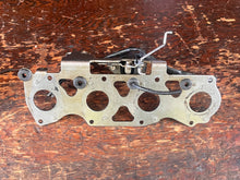 Lade das Bild in den Galerie-Viewer, 50 40 hp Yamaha Mercury auto-start PRIMER STARTER ASSY 62Y-14380-00-00 equivalent 825106 / 62Y-14380-00-00 / 62Y143800000 / 62Y-14380-00 / 62Y1438000 BRACKET 62Y-14291-00-00 four stroke
