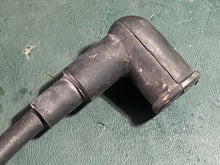 Lade das Bild in den Galerie-Viewer, 90 80 75 70 60 hp Yamaha IG-39 697-85570-00-00 IGNITION COIL two stroke 1997-2009 5” boot cord
