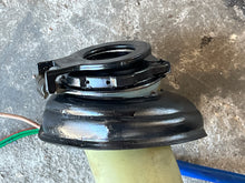 Lade das Bild in den Galerie-Viewer, 50 hp Yamaha OIL TANK 63D-21707-00-00 LEVEL GAUGE 63D-85720-00-00 CAP 6H4-21770-00-00 two stroke 2000-2009 some 40 hp compatibility
