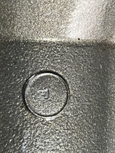 Cargar imagen en el visor de la galería, sold 2025——F 75 90 hp Yamaha power trim and tilt assy PTT oem 6D8-43800-01-8D four stroke 2006-2012
