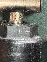 Lade das Bild in den Galerie-Viewer, sold may2026——30 25 hp Mercury POWER TRIM TILT ASSY ptt 851873T03 Four Stroke EFI
