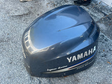 Lade das Bild in den Galerie-Viewer, F200,  F 225 hp Yamaha TOP COWLING four stroke LOCAL PICK UP ONLY
