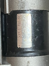Lade das Bild in den Galerie-Viewer, f 225 200 hp Yamaha STARTING MOTOR ASSY 69J-81800-00-00 81800 four stroke 2002-2010 Mercury STARTER 888333T1
