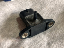 Lade das Bild in den Galerie-Viewer, 135 hp Mercury MAP SENSOR 825862  denso 079800-3380 Two Stroke DFI compatible 150 200 225 hp
