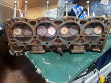 Load image into Gallery viewer, sold ebay aug2025——5.0 5.7 Liter OMC 1989 cylinder head #1 3853852 985431 Valve Cover 0986748 volvo
