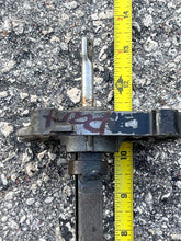 Charger l'image dans la galerie, PARTS ONLY: DT 115 140 hp Suzuki 20” PUSH-PULL SHIFT MECHANISM rod 23110-94502 guide 25141-94510 collar 25205-94501 clutch cam 25311-94510 two stroke 1985-2001
