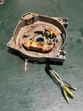 Lade das Bild in den Galerie-Viewer, 4 5 hp Yamaha 6E0-85560-71-00 Base Assembly stator trigger 1984-2004 Electrical Two Stroke
