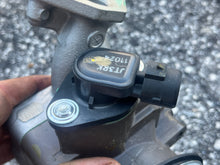 Load image into Gallery viewer, BF 250 225 200 hp Honda THROTTLE BODY ASSY 16400-ZY3-A01 SPACER 16404-ZX2-000 MUFFLER 17374-ZX2-000 four stroke 2011 2007-up

