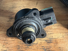 Cargar imagen en el visor de la galería, f 150 hp Yamaha intake iac CONTROL VALVE 63P-1312A-01-00 four stroke 2005-2021
