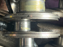 Lade das Bild in den Galerie-Viewer, 150 175 200 hp Yamaha HPDI CRANKSHAFT 68F-11411-00-00 two stroke 2000-01
