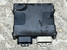 Lade das Bild in den Galerie-Viewer, DF 175 hp Suzuki ECU CONTROL UNIT 33920-96LFO four stroke 2020 some 200 hp Compatibility
