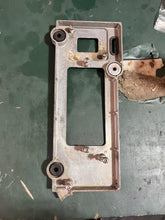 Cargar imagen en el visor de la galería, 150 175 200 hp Yamaha electrical cdi BRACKET 6G5-85542-00-94 two stroke 1984-1989

