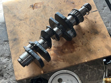 Lade das Bild in den Galerie-Viewer, 40 30 hp Mercury EFI CRANKSHAFT long 858507T04 four stroke 3 cylinder 2005
