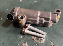 Load image into Gallery viewer, BF 130 115 hp Honda iac ELECTRONIC AIR CONTROL VALVE ASSY with bolts 36550-ZW5-003 isc Four Stroke 1999-up
