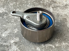 Lade das Bild in den Galerie-Viewer, f 225 hp Yamaha VALVE TENSIONER 63P-11590-01-00 four stroke 2006-2014 some compatibility 200 150 hp

