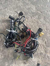 Load image into Gallery viewer, 115 130 hp Yamaha engine WIRE HARNESS 6N7-82590-14-00 Two Stroke 1994-2003
